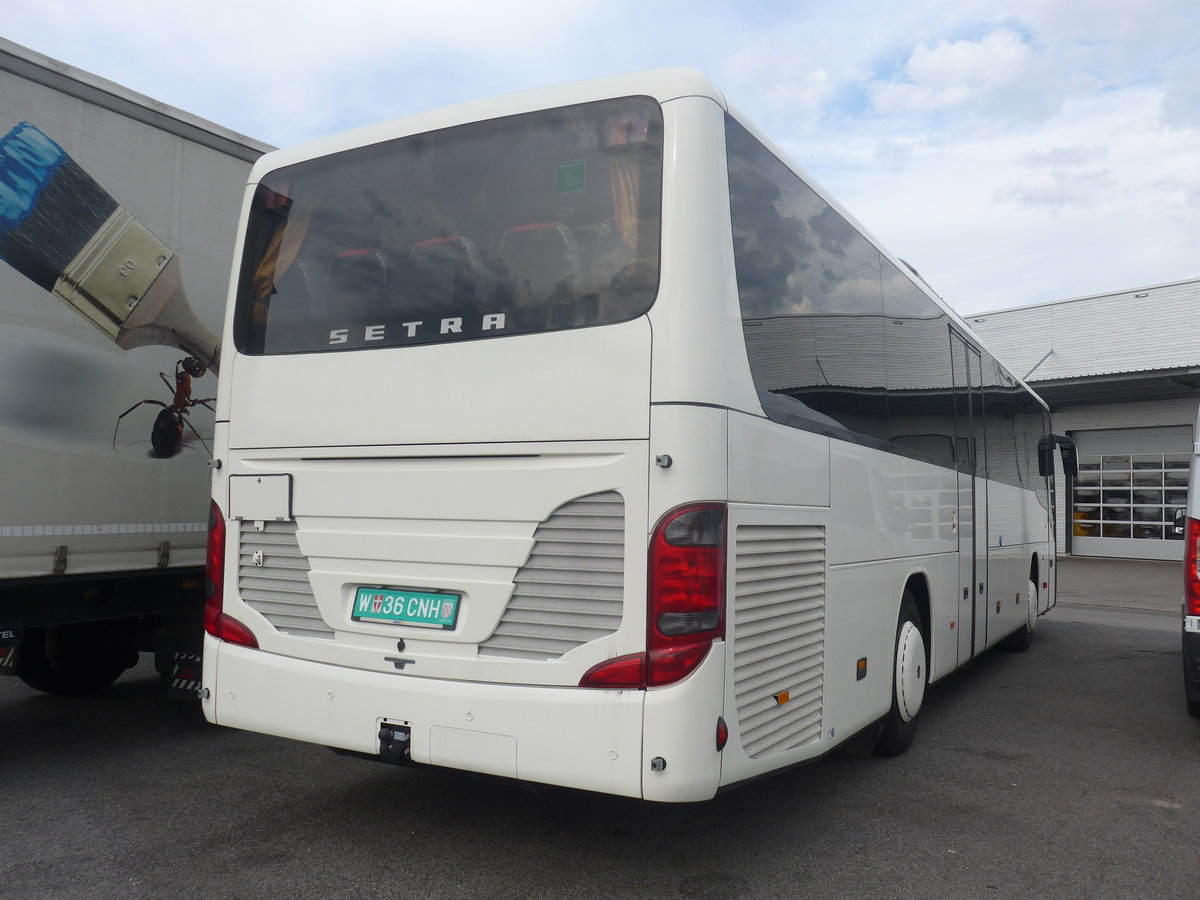 (210'270) - Aus Oesterreich: ??? - Setra - W 36 CNH - Setra am 12. Oktober 2019 in Kerzers, Interbus