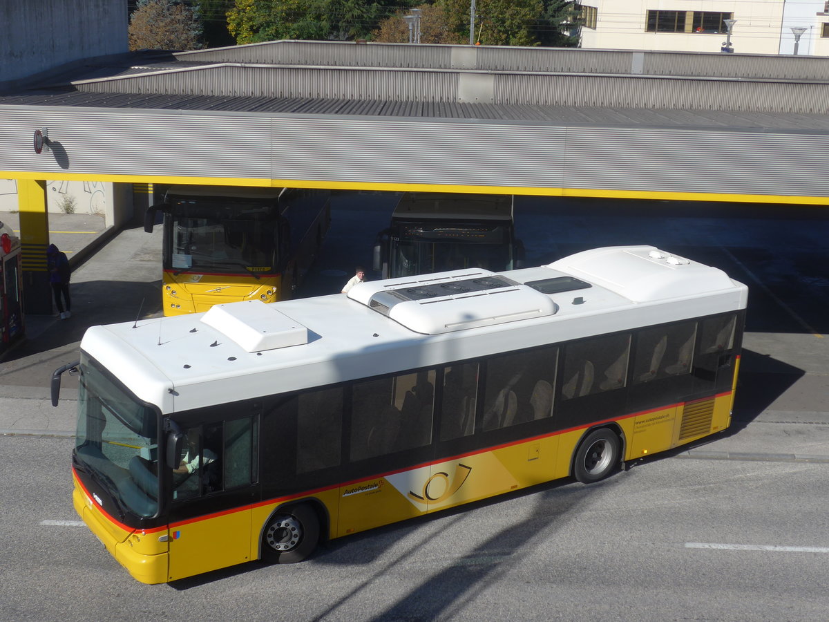 (210'543) - Autopostale, Mendrisio - TI 180'267 - Scania/Hess am 26. Oktober 2019 beim Bahnhof Mendrisio