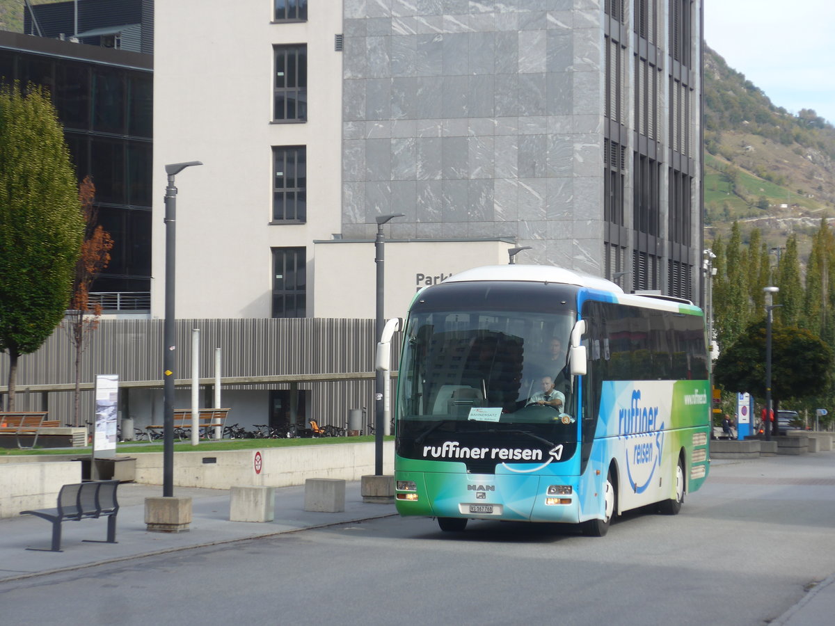 (210'666) - Ruffiner, Turtmann - VS 167'768 - MAN (ex Nr. 16) am 27. Oktober 2019 beim Bahnhof Visp