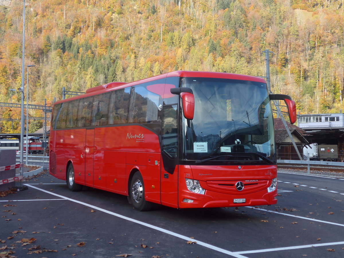 (210'989) - Nunes, Zrich - Nr. 21/ZH 537'386 - Mercedes am 11. November 2019 beim Bahnhof Interlaken Ost