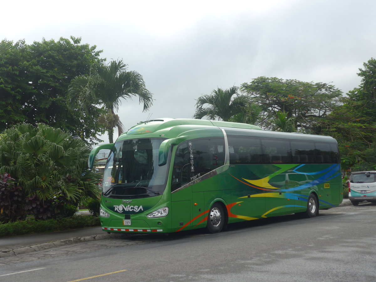 (211'487) - Rovicsa, San Jos - 17'479 - Scania/Irizar am 17. November 2019 in La Fortuna, Kirche