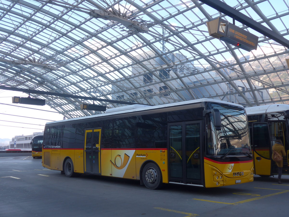 (212'640) - PostAuto Graubnden - GR 179'714 - Iveco am 7. Dezember 2019 in Chur, Postautostation