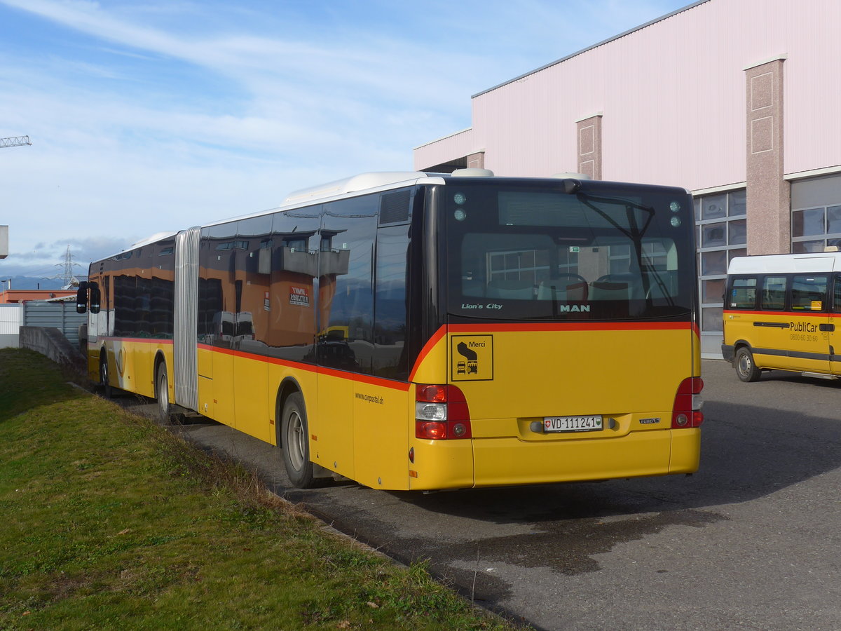 (212'743) - CarPostal Ouest - VD 111'241 - MAN am 8. Dezember 2019 in Echallens, Garage