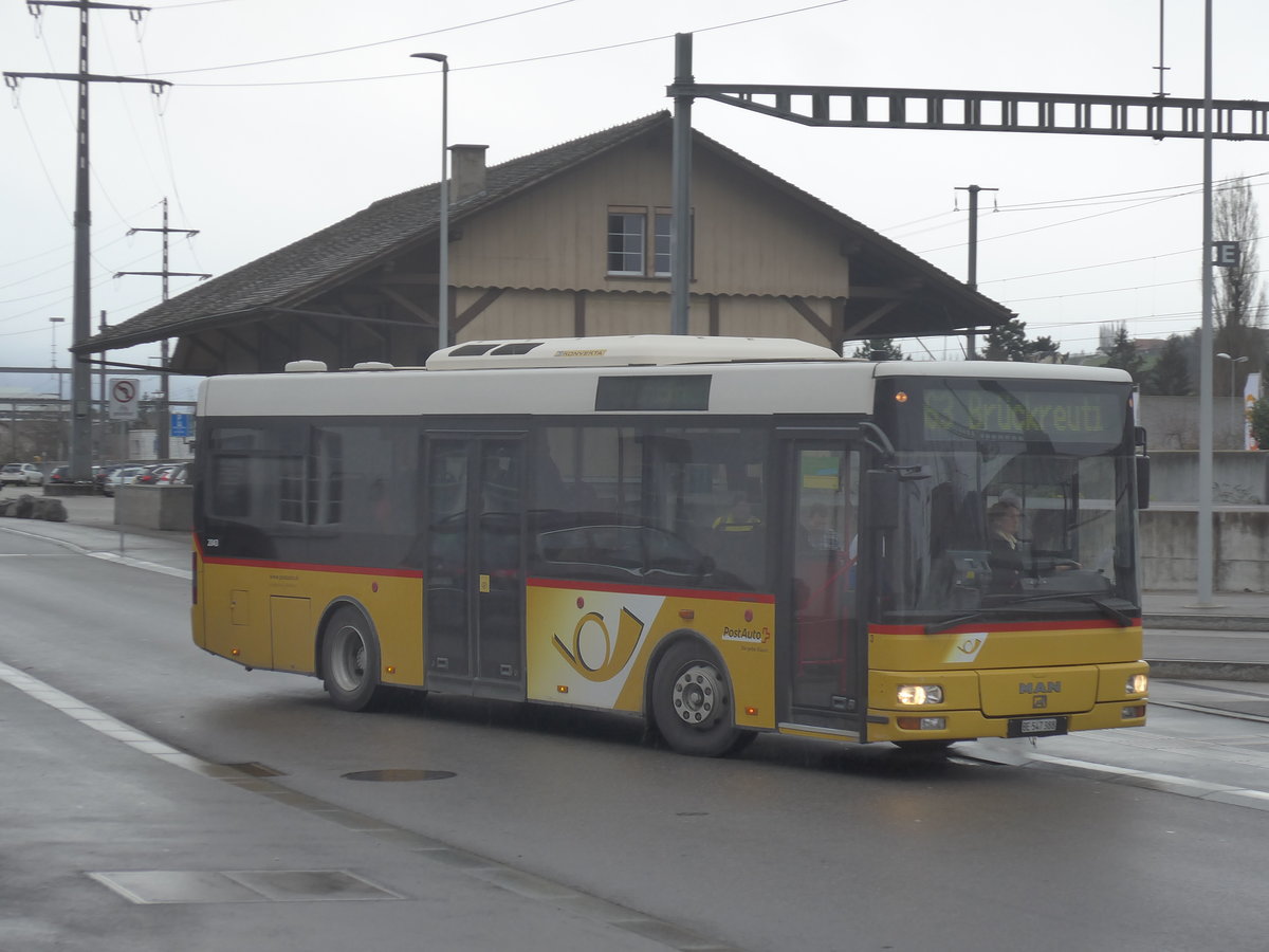 (212'850) - Lengacher, Wichtrach - Nr. 3/BE 547'388 - MAN/Gppel am 9. Dezember 2019 beim Bahnhof Mnsingen