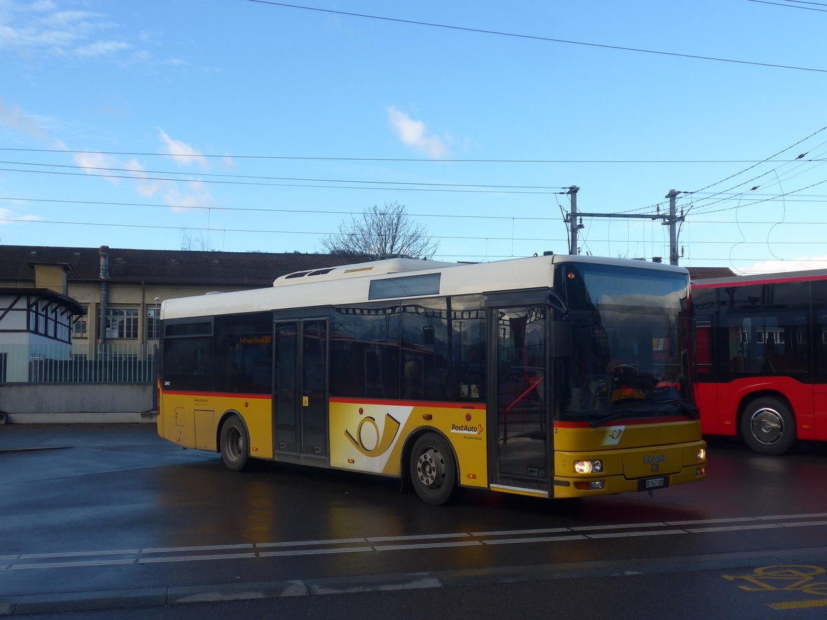 (212'919) - Lengacher, Wichtrach - Nr. 3/BE 547'388 - MAN/Gppel am 14. Dezember 2019 beim Bahnhof Mnsingen