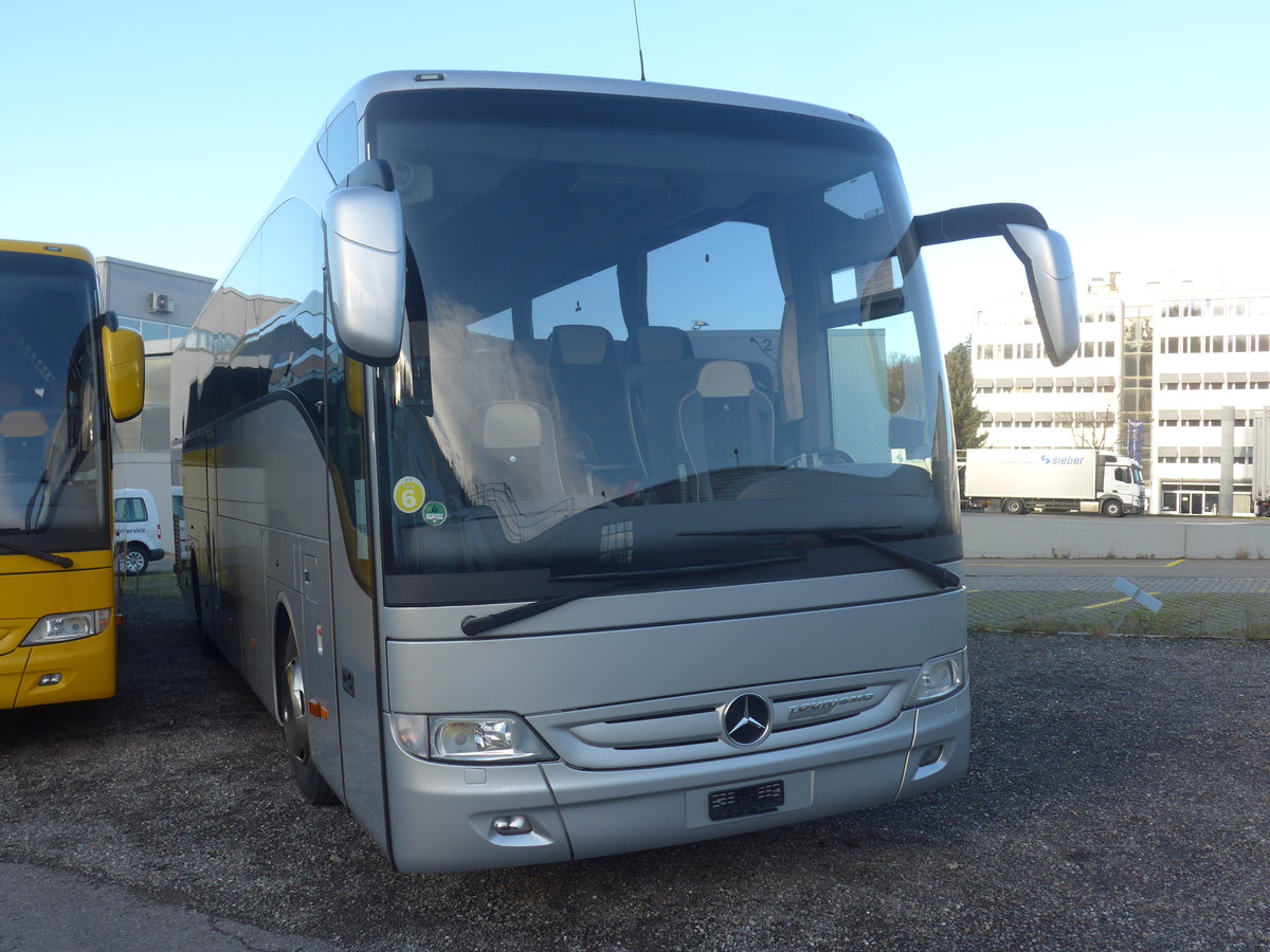 (212'985) - Oberland Reisen, Thun - Nr. 45 - Mercedes (ex Oberland Tours, Grindelwald Nr. 45) am 14. Dezember 2019 in Kloten, EvoBus