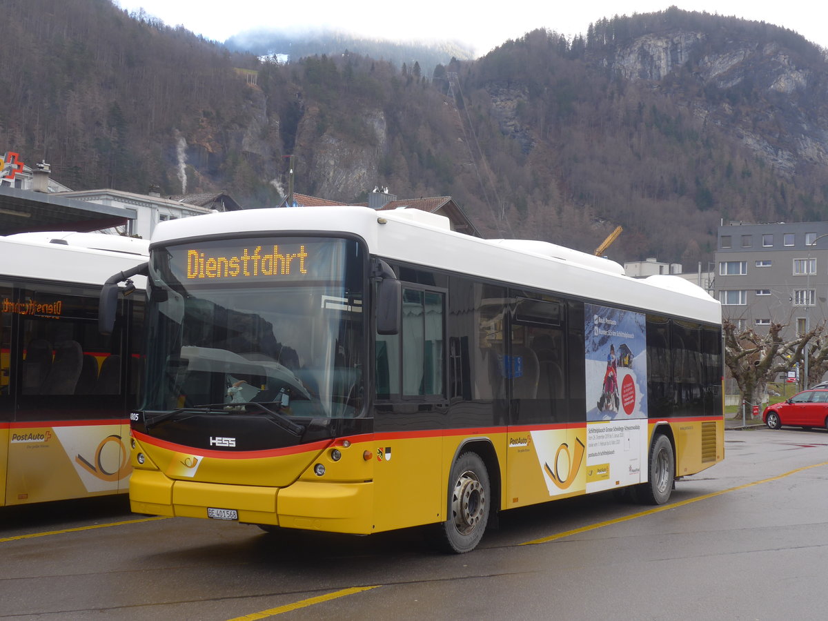 (213'392) - PostAuto Bern - BE 401'568 - Scania/Hess (ex AVG Meiringen Nr. 68; ex AVG Meiringen Nr. 59; ex Steiner, Messen) am 5. Januar 2020 in Meiringen, Postautostation