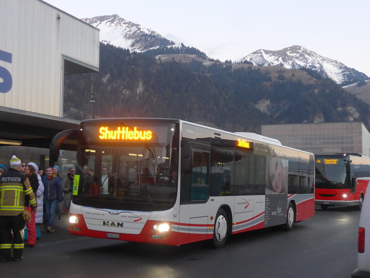 (213'461) - ASm Langenthal - Nr. 54/BE 421'323 - MAN am 11. Januar 2020 beim Bahnhof Frutigen