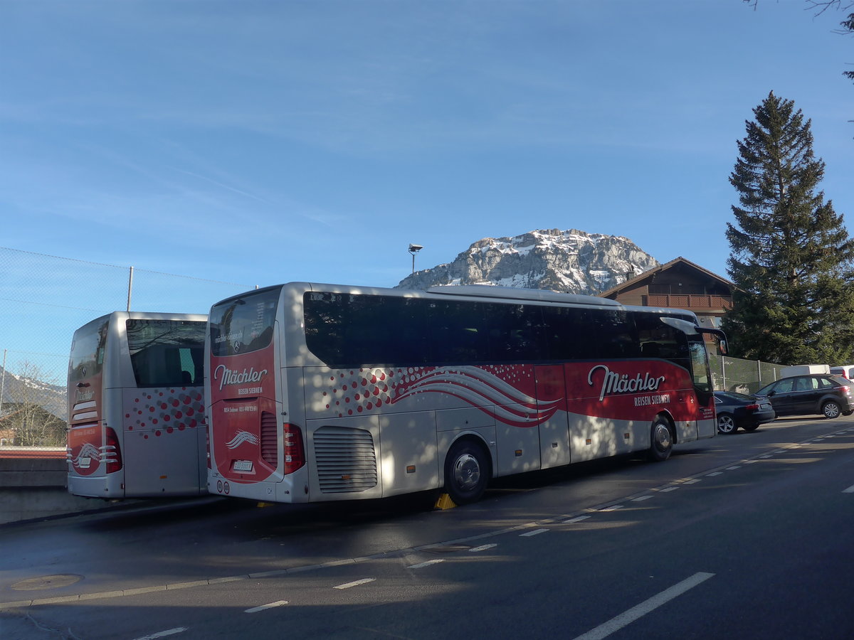 (213'793) - Mchler, Siebnen - SZ 5101 - Mercedes am 12. Januar 2020 in Seelisberg, Dorfstrasse