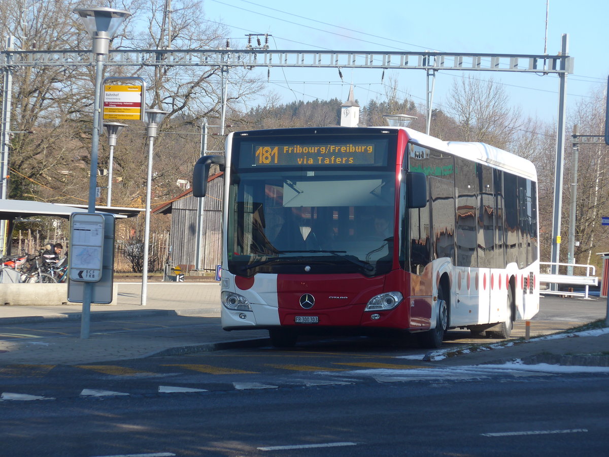 (213'964) - TPF Fribourg - Nr. 1021/FR 300'303 - Mercedes am 20. Januar 2020 beim Bahnhof Schwarzenburg