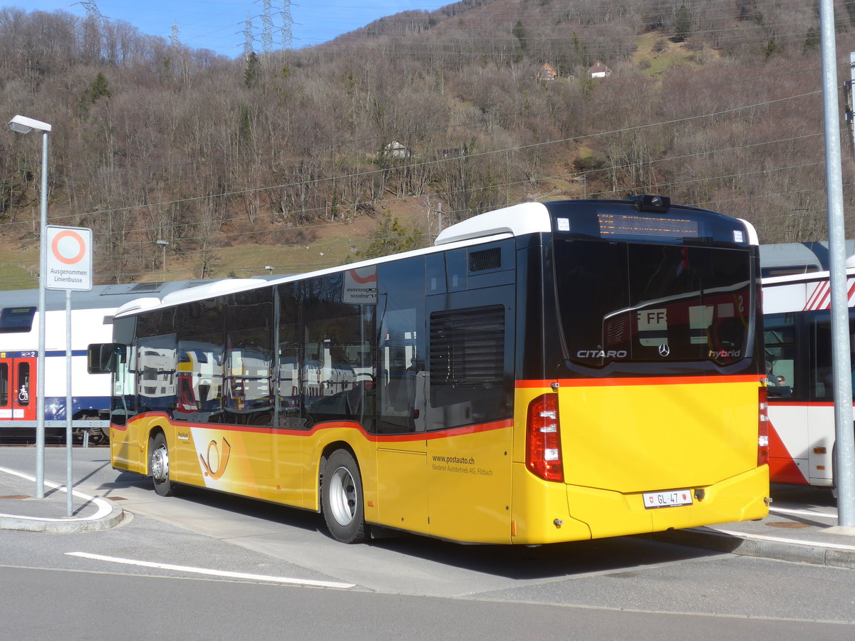 (214'185) - Niederer, Filzbach - Nr. 2/GL 47 - Mercedes am 15. Februar 2020 beim Bahnhof Ziegelbrcke