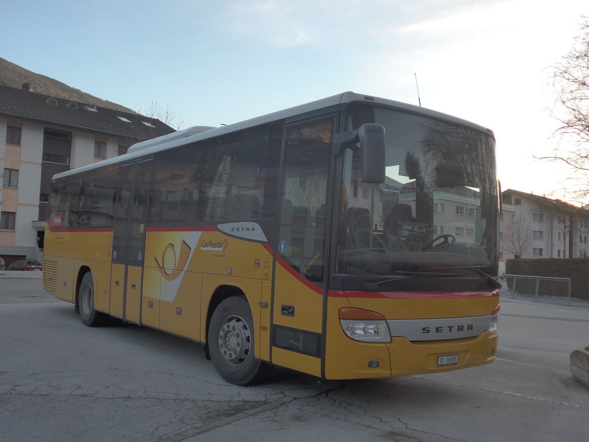 (214'840) - Evquoz, Erde - VS 16'098 - Setra am 22. Februar 2020 in Sion, alte Ortsbusgarage