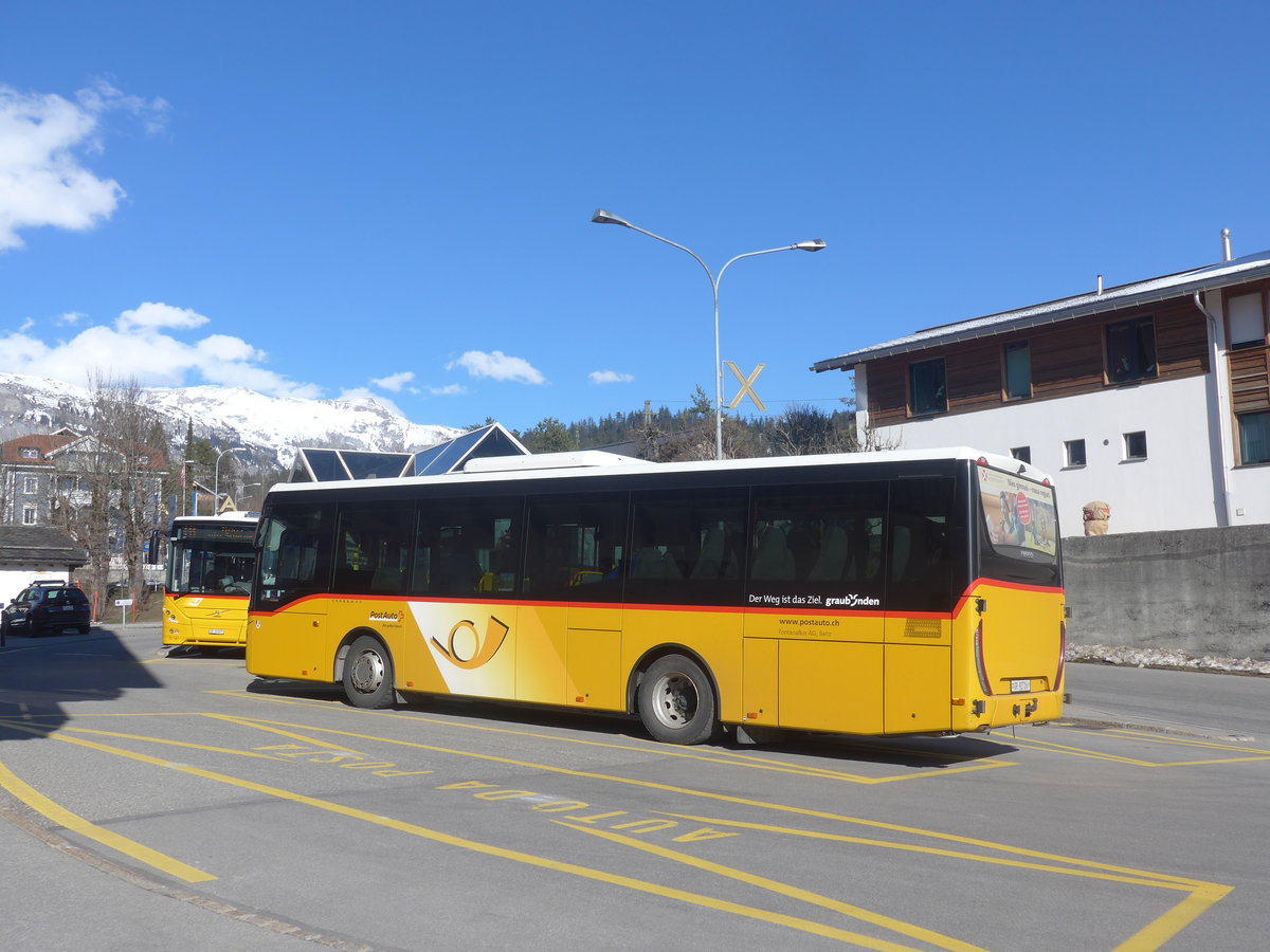 (215'010) - Fontana, Ilanz - Nr. 11/GR 92'716 - Iveco am 1. Mrz 2020 in Laax, Post