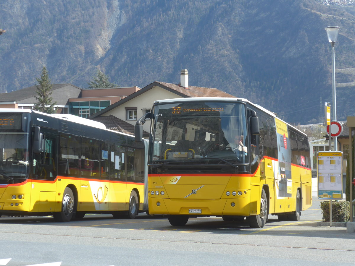 (215'304) - Buchard, Leytron - Nr. 111/VS 181'090 - Volvo am 20. Mrz 2020 in Leytron, Alte Post