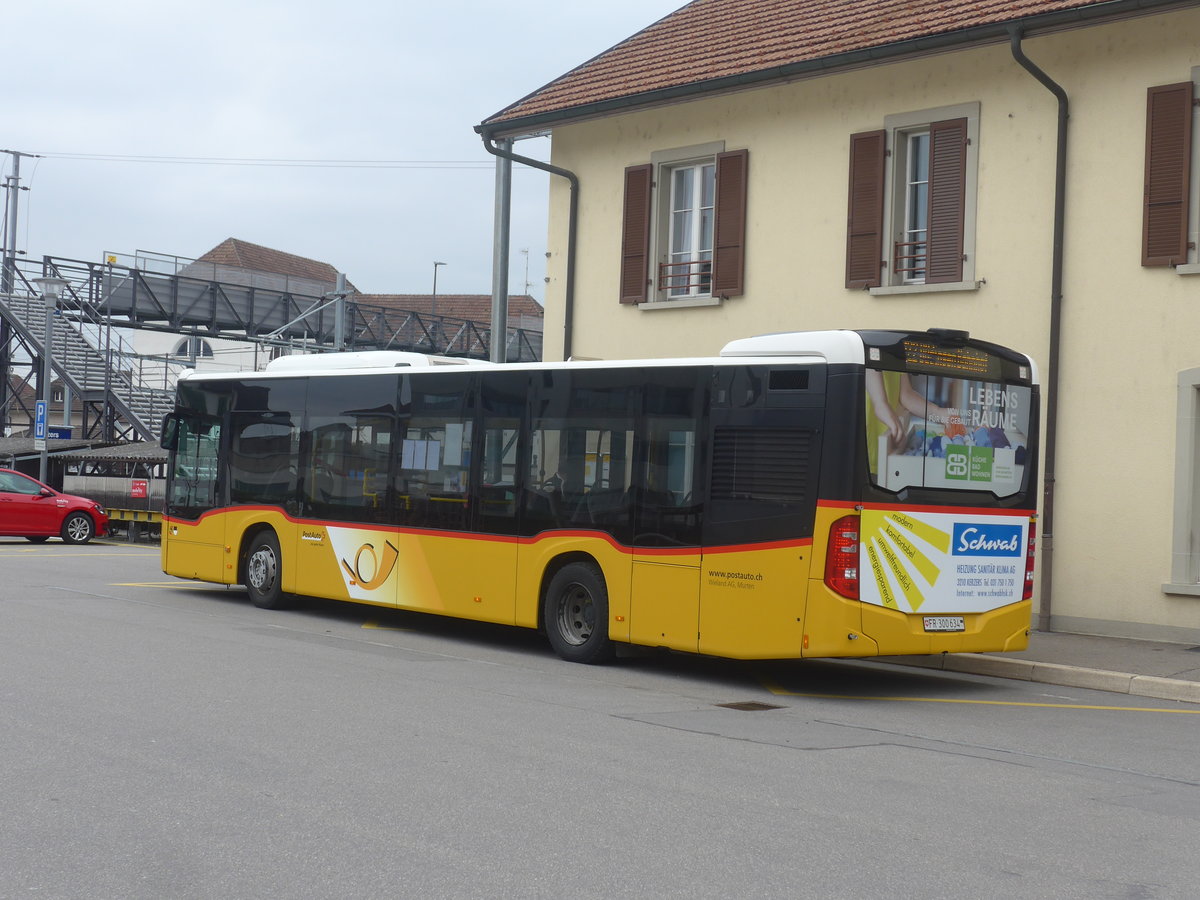 (215'451) - Wieland, Murten - FR 300'634 - Mercedes am 22. Mrz 2020 beim Bahnhof Kerzers