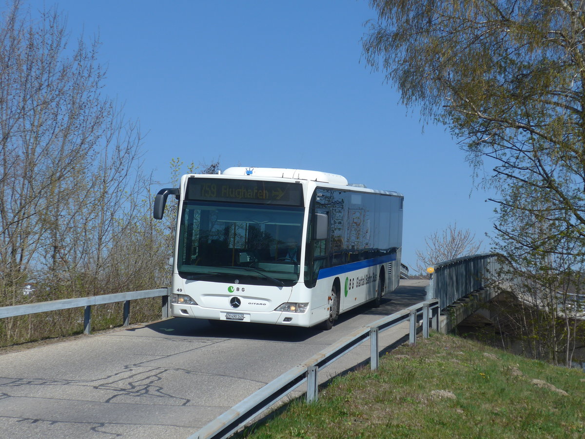 (215'910) - Welti-Furrer, Bassersdorf - Nr. 49/ZH 490'149 - Mercedes (ex Maag, Kloten Nr. 35) am 6. April 2020 in Dbendorf, Flugsicherungsstrasse