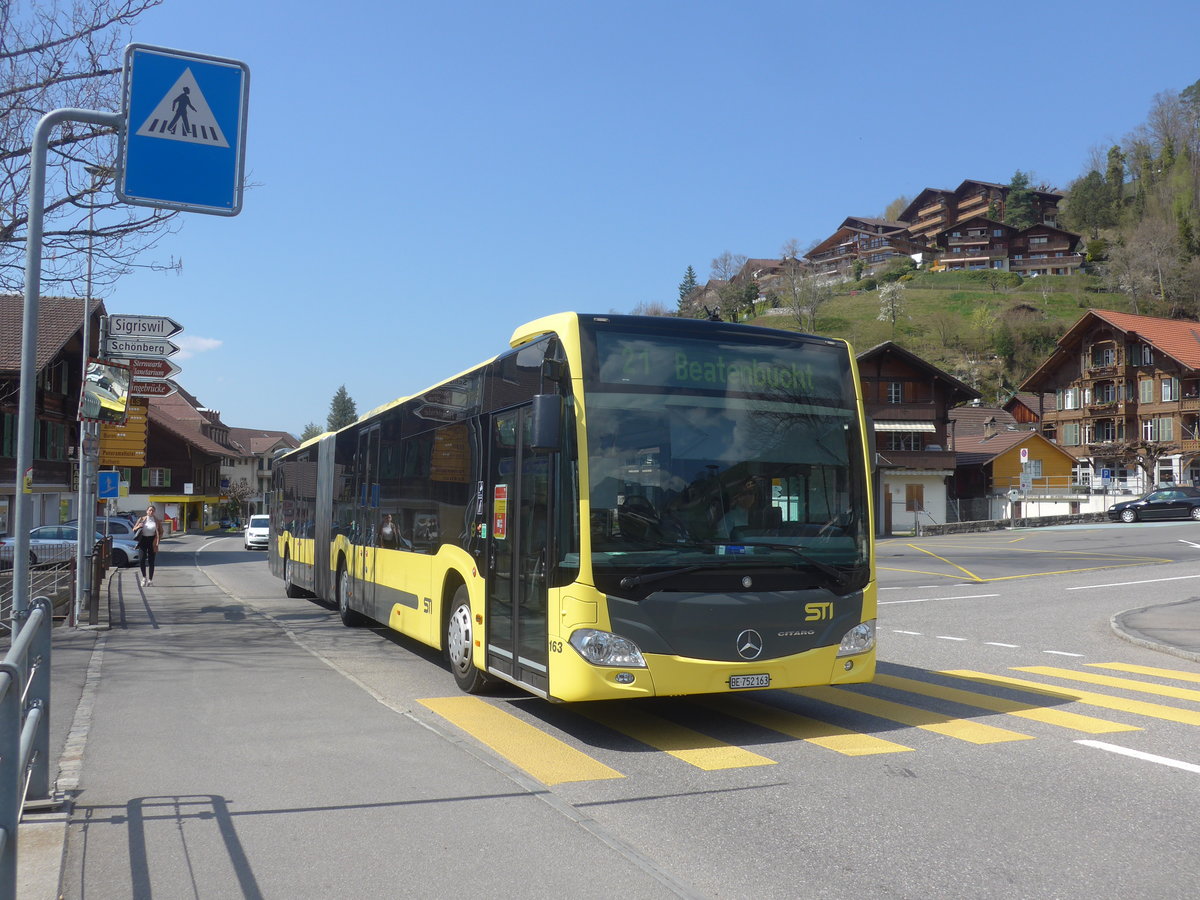 (215'955) - STI Thun - Nr. 163/BE 752'163 - Mercedes am 8. April 2020 in Gunten, Dorf