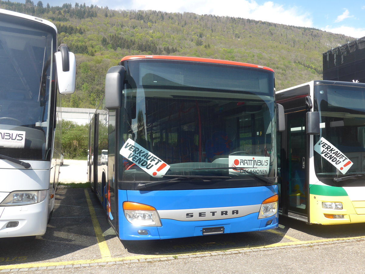 (216'030) - SBC Chur - Nr. 106 - Setra am 12. April 2020 in Biel, Rattinbus