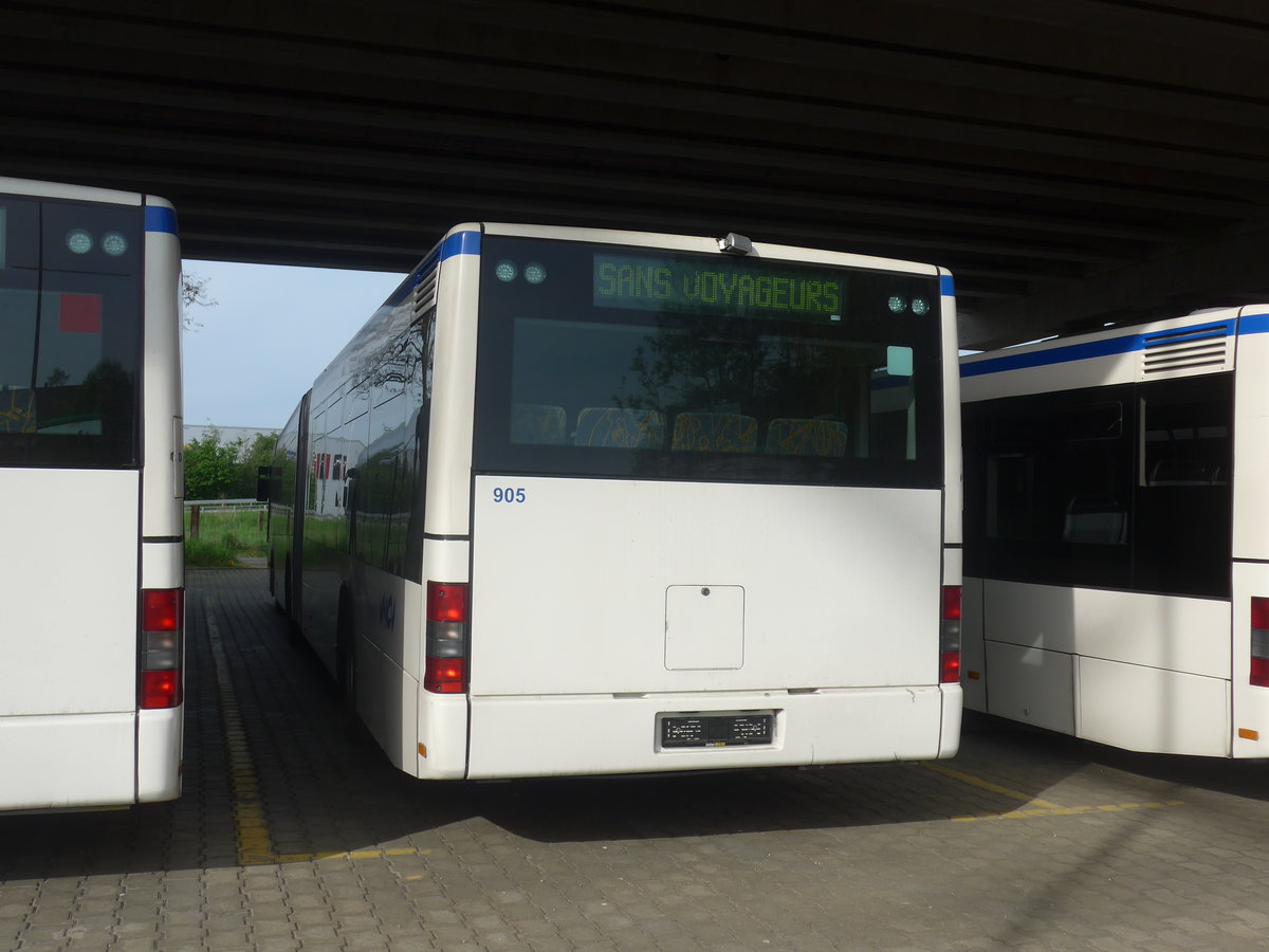 (216'267) - VMCV Clarens - Nr. 905 - MAN (ex transN, La Chaux-de-Fonds Nr. 245; ex TN Neuchtgel Nr. 245) am 19. April 2020 in Kerzers, Murtenstrasse