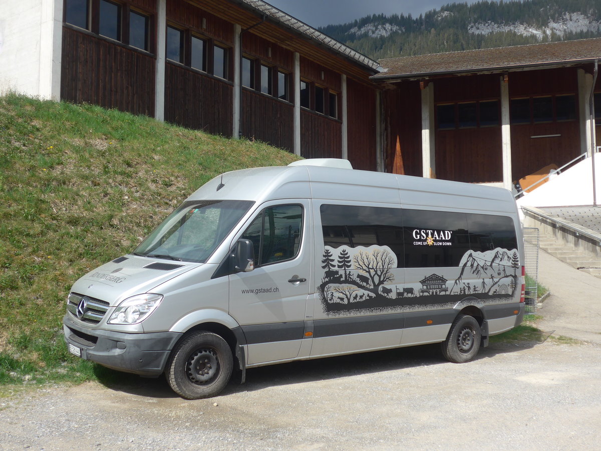 (216'473) - Bergbahnen Destination, Gstaad - BE 526'440 - Mercedes am 26. April 2020 in Zweisimmen, Talstation Rinderberg