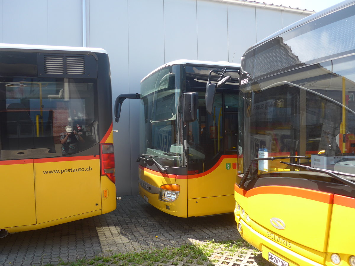 (216'847) - PostAuto Ostschweiz - SG 328'268 - Setra am 9. Mai 2020 in Uznach, Garage (Teilaufnahme)