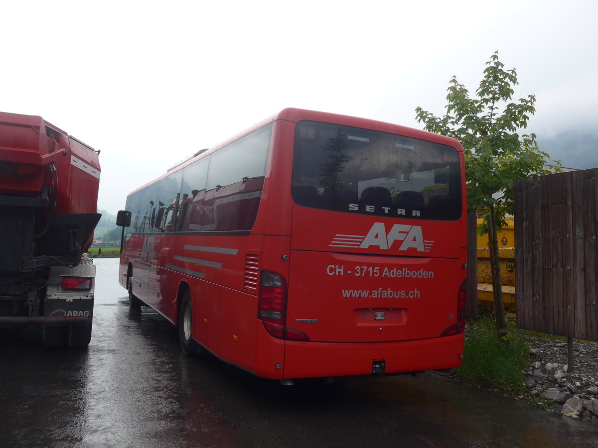 (217'029) - AFA Adelboden - Nr. 24 - Setra am 16. Mai 2020 in Frutigen, Garage