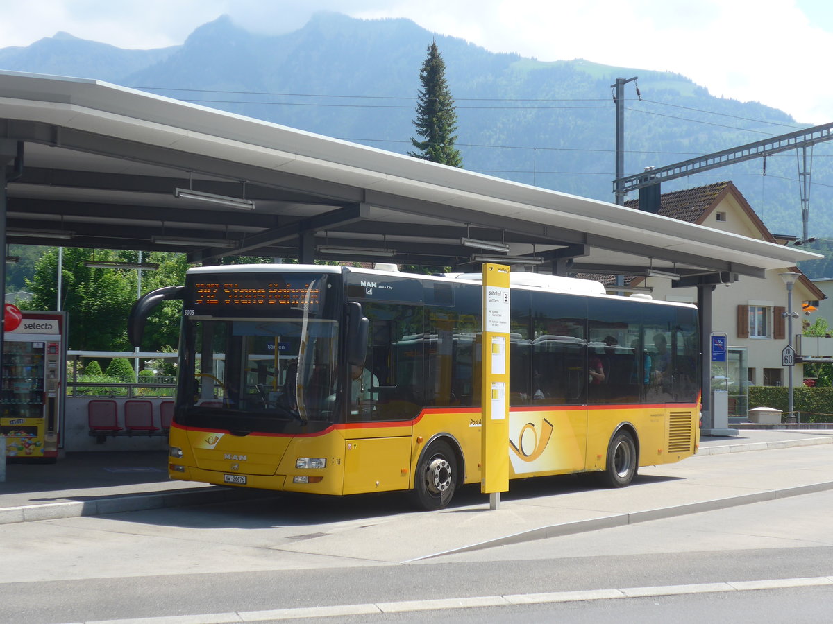 (217'065) - Thepra, Stans - Nr. 15/NW 26'676 - MAN/Gppel am 17. Mai 2020 beim Bahnhof Sarnen