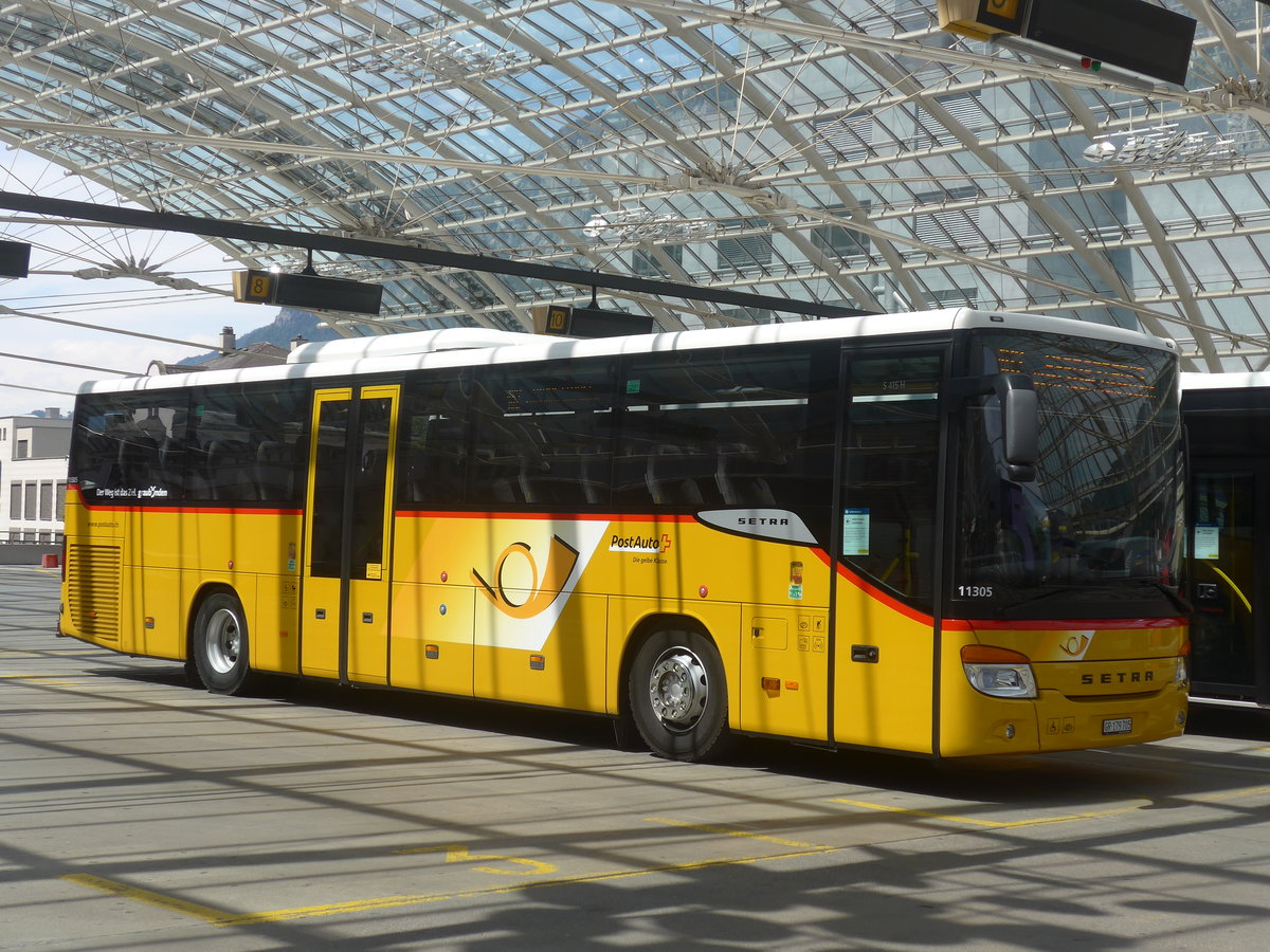 (217'220) - PostAuto Graubnden - GR 179'705 - Setra am 23. Mai 2020 in Chur, Postautostation