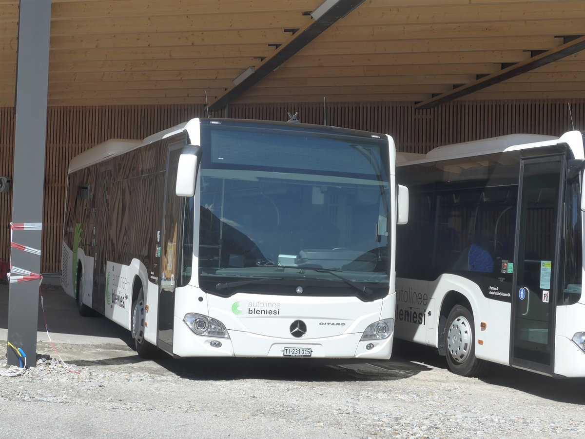 (217'325) - ABl Biasca - Nr. 15/TI 231'015 - Mercedes am 24. Mai 2020 in Biasca, Garage