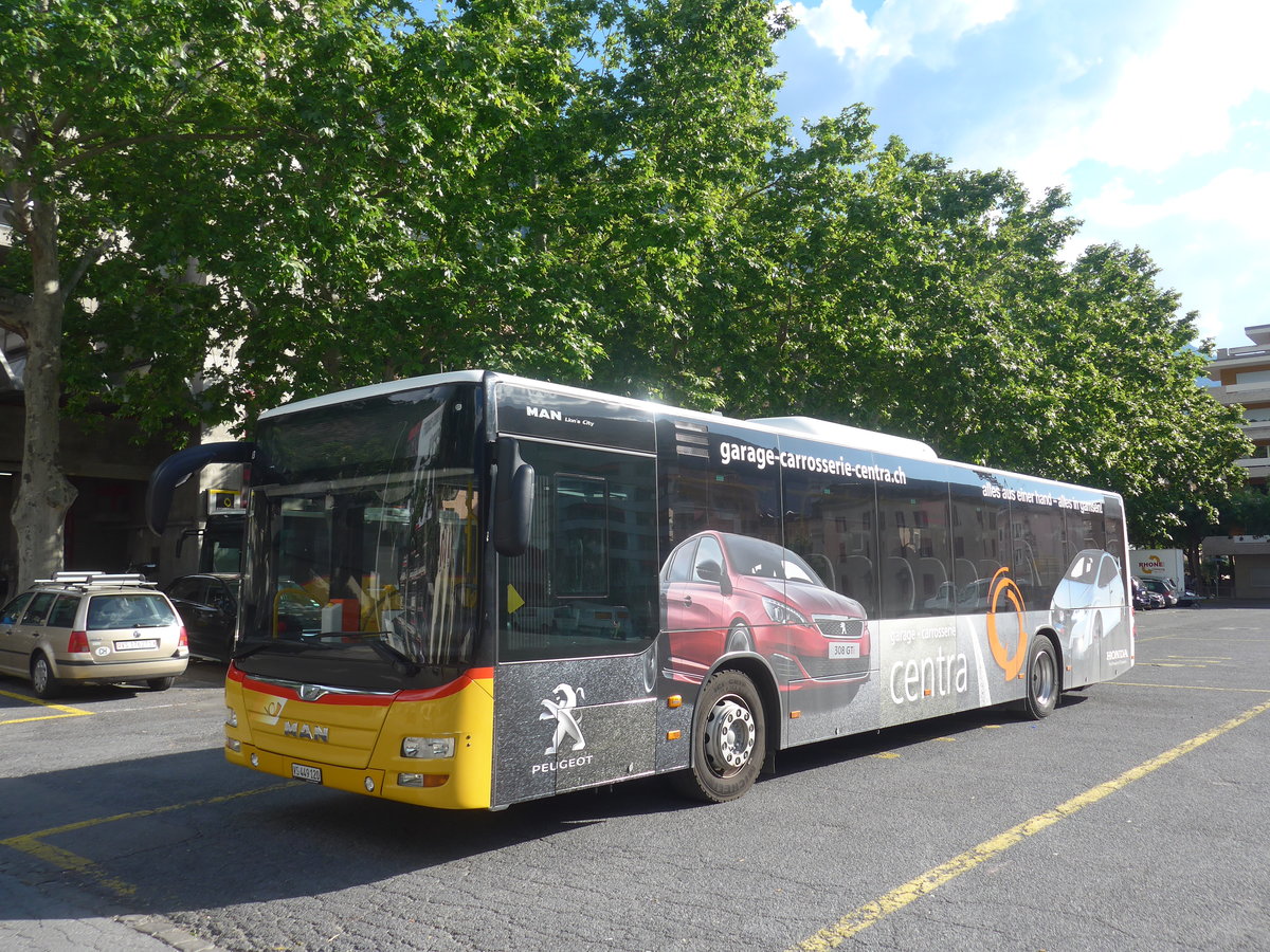 (217'601) - PostAuto Wallis - VS 449'120 - MAN am 1. Juni 2020 in Brig, Garage