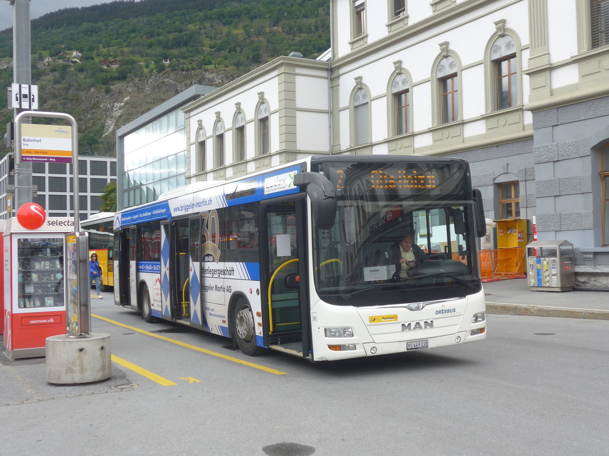 (217'665) - PostAuto Wallis - VS 449'118 - MAN am 7. Mai 2020 beim Bahnhof Brig