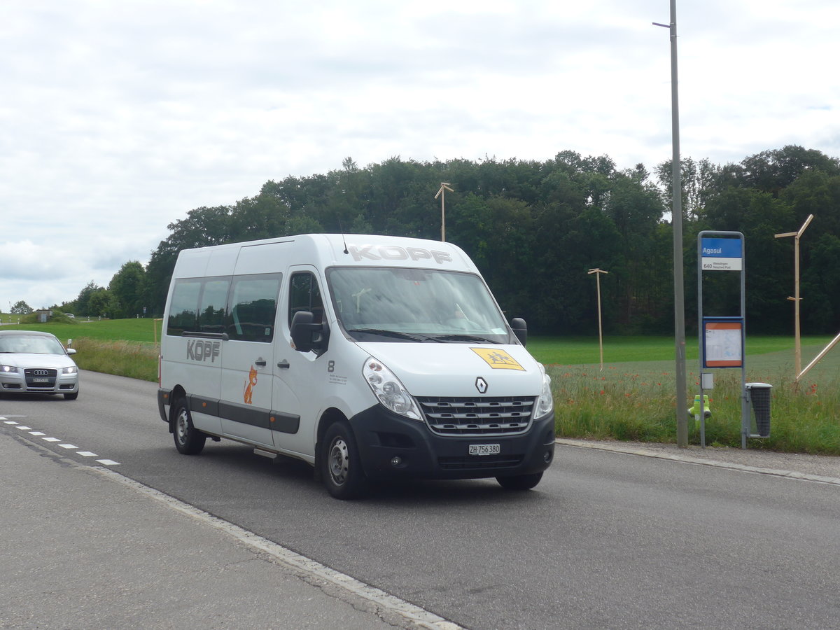 (217'712) - Kopf, Weisslingen - Nr. 8/ZH 756'380 - Renault am 8. Juni 2020 in Agasul