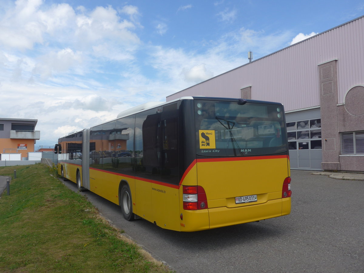 (217'853) - CarPostal Ouest - VD 495'031 - MAN am 13. Juni 2020 in Echallens, Garage