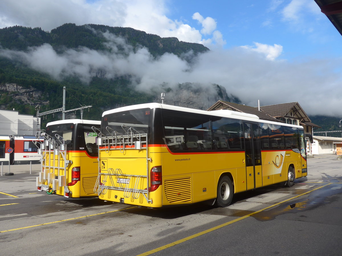 (218'068) - PostAuto Bern - Nr. 70/BE 653'387 - Setra am 21. Juni 2020 in Meiringen, Postautostation