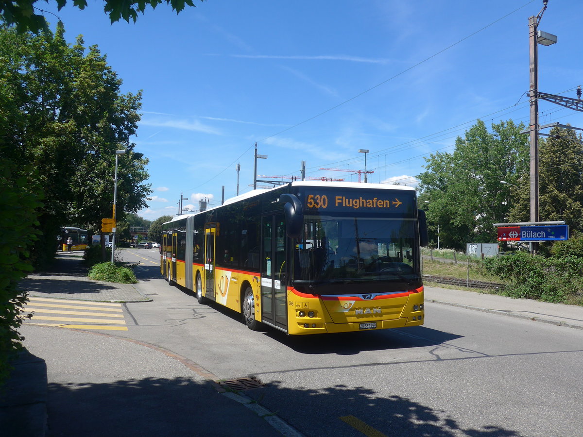 (218'738) - PostAuto Zrich - Nr. 366/ZH 587'799 - MAN am 18. Juli 2020 beim Bahnhof Blach