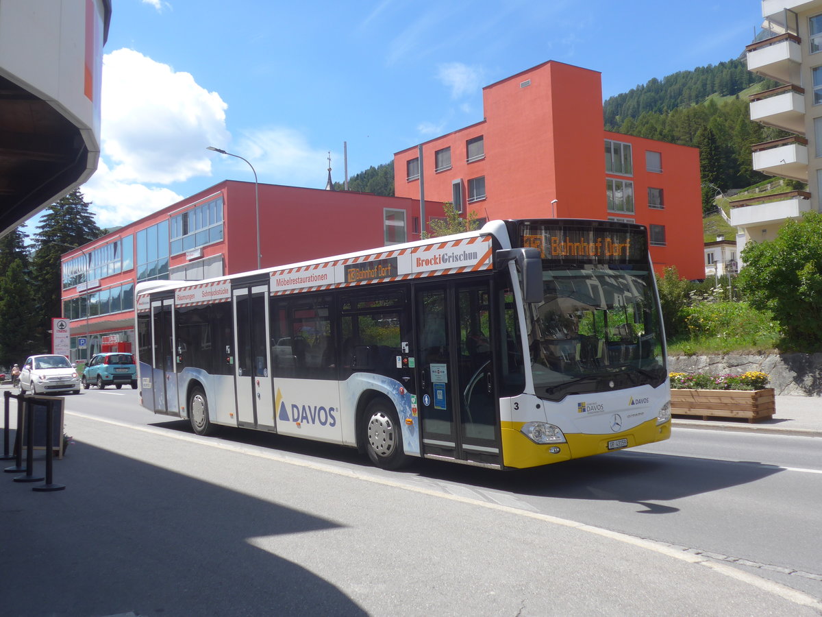 (218'935) - VBD Davos - Nr. 3/GR 43'159 - Mercedes am 20. Juli 2020 beim Bahnhof Davos Dorf