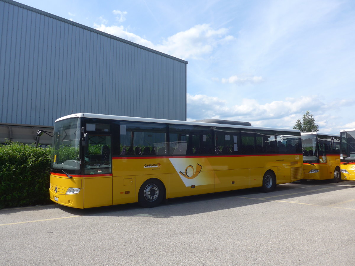 (219'071) - CarPostal Ouest - VD 319'076 - Mercedes am 25. Juli 2020 in Daillens, Planzer