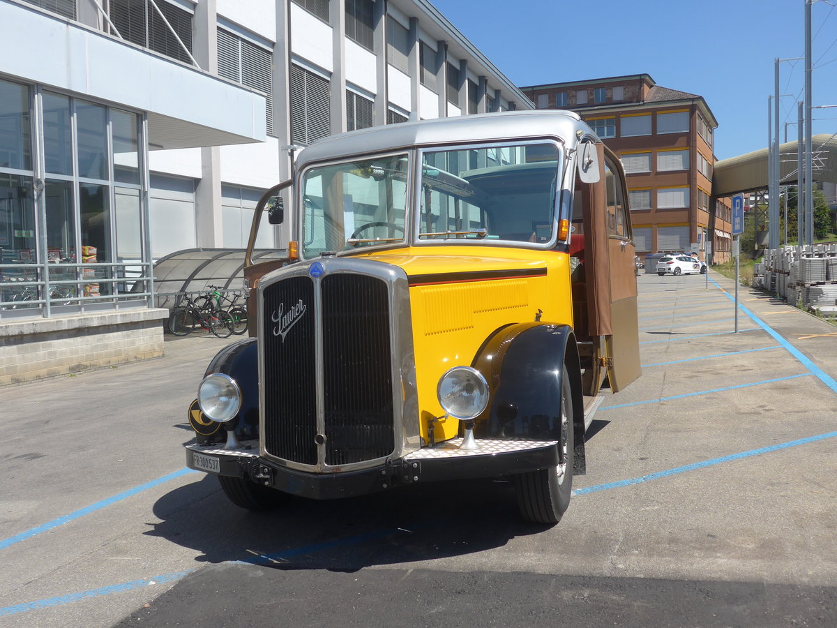 (219'587) - Schlapp, Cottens - FR 300'537 - Saurer/Saurer (ex SATEG, Lausanne; ex P 23'086; ex P 2138) am 9. August 2020 beim Bahnhof Biglen