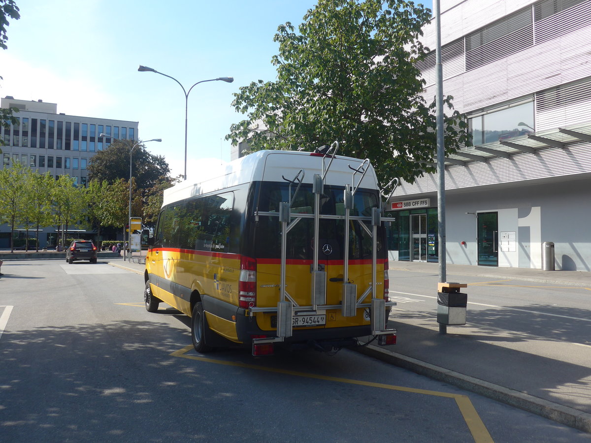 (219'750) - PostAuto Graubnden - GR 94'544 - Mercedes am 16. August 2020 beim Bahnhof Landquart