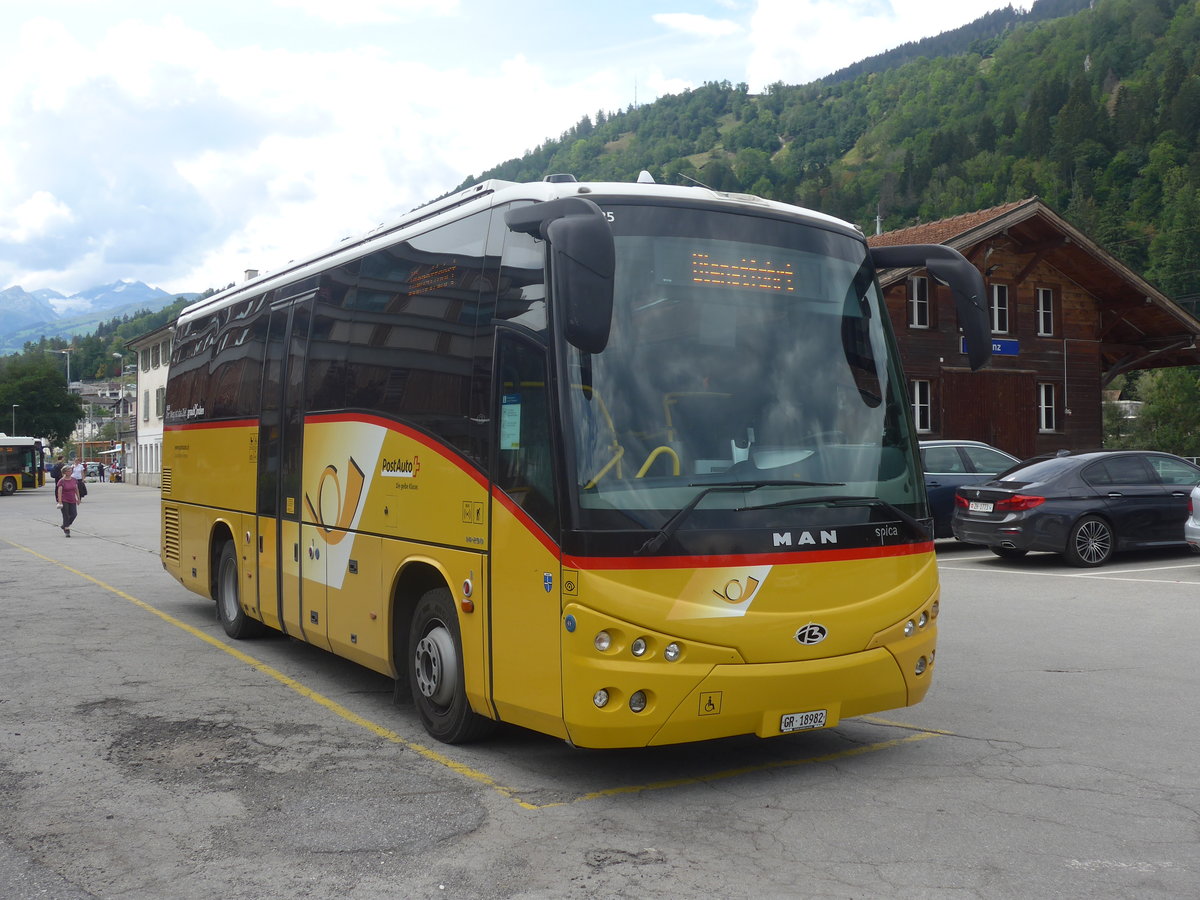 (219'828) - Buchli, Versam - GR 18'982 - MAN/Beulas am 16. August 2020 beim Bahnhof Ilanz