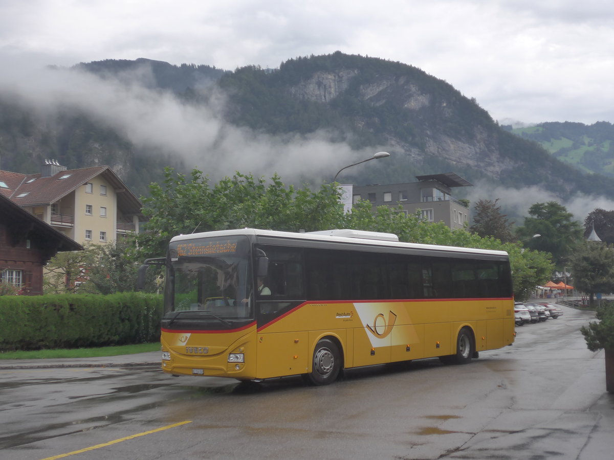 (219'868) - Flck, Brienz - Nr. 9/BE 156'358 - Iveco am 22. August 2020 in Meiringen, Postautostation