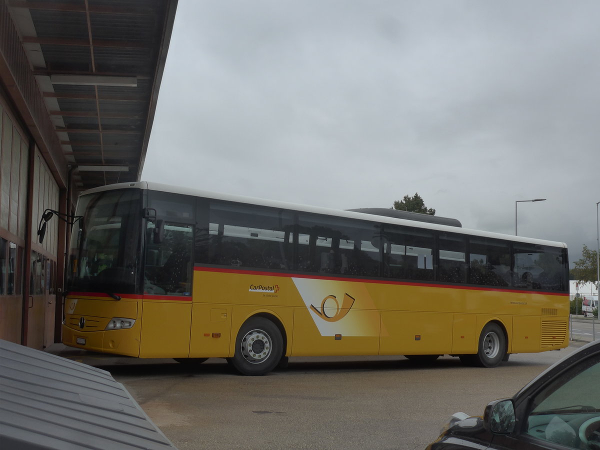 (220'322) - CarPostal Ouest - VD 319'077 - Mercedes am 30. August 2020 in Yverdon, Garage