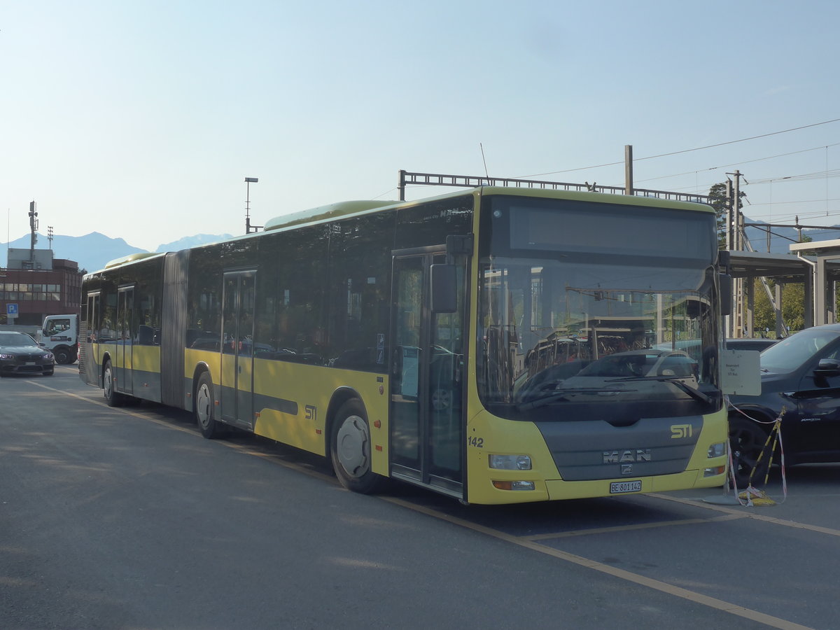 (220'774) - STI Thun - Nr. 142/BE 801'142 - MAN am 14. September 2020 in Thun, CarTerminal