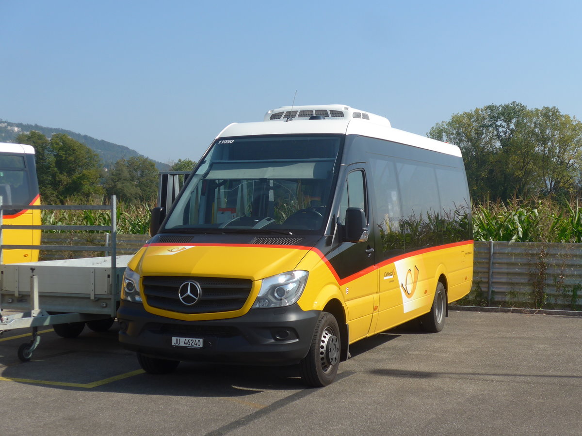 (220'828) - CarPostal Ouest - JU 46'240 - Mercedes am 20. September 2020 in Develier, Parkplatz