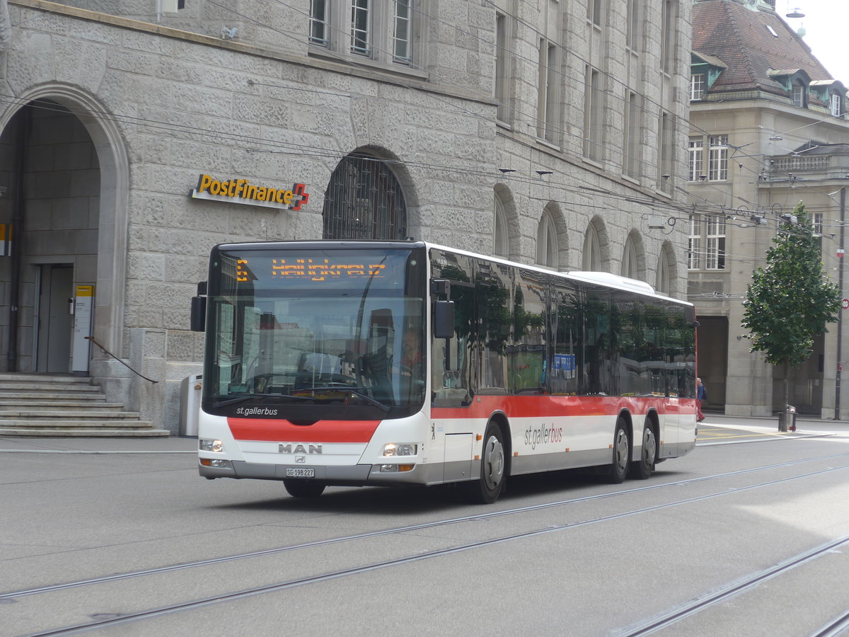 (221'287) - St. Gallerbus, St. Gallen - Nr. 227/SG 198'227 - MAN am 24. September 2020 beim Bahnhof St. Gallen