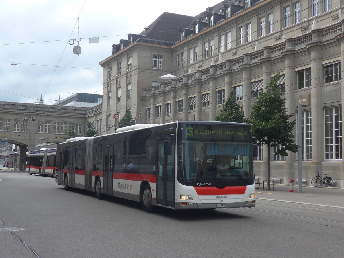 (221'298) - St. Gallerbus, St. Gallen - Nr. 272/SG 198'272 - MAN am 24. September 2020 beim Bahnhof St. Gallen