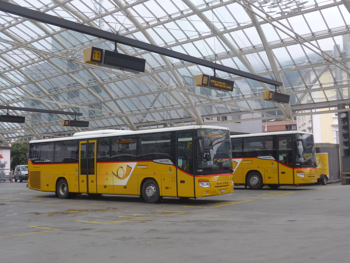 (221'455) - PostAuto Graubnden - GR 179'707 - Setra am 26. September 2020 in Chur, Postautostation