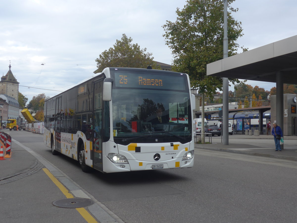 (222'187) - SB Schaffhausen - Nr. 21/SH 54'321 - Mercedes am 21. Oktober 2020 beim Bahnhof Schaffhausen