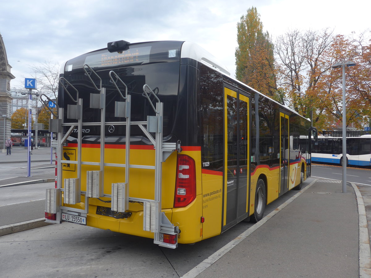 (222'782) - Bucheli, Kriens - Nr. 28/LU 15'550 - Mercedes am 1. November 2020 beim Bahnhof Luzern