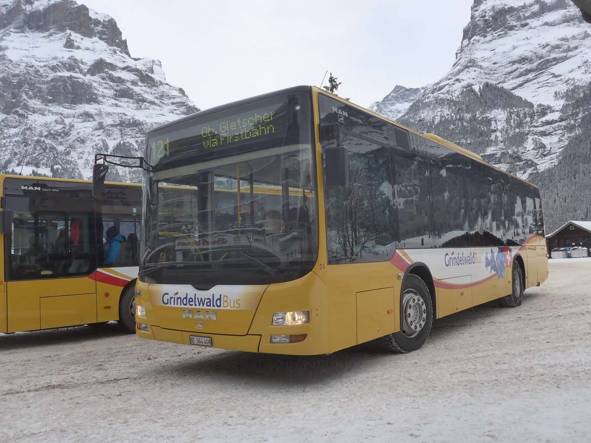 (223'155) - Grindelwaldbus, Grindelwald - Nr. 24/BE 364'408 - MAN/Gppel am 27. Dezember 2020 beim Bahnhof Grindelwald